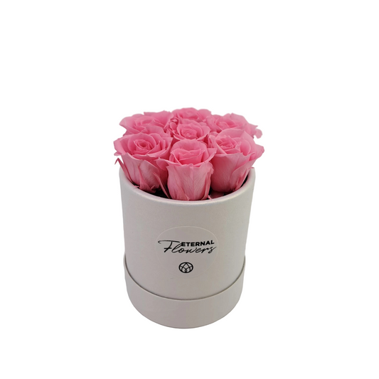 Donáška kvetov - Flowerbox 7 stabilizovaných ruží „Pink Glow“ - slovenske-kvety.sk