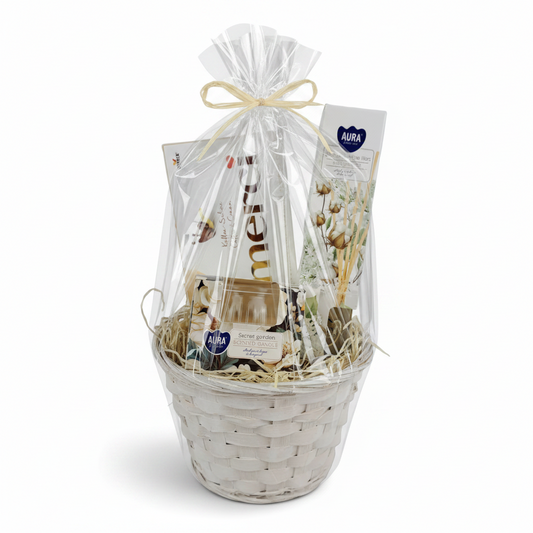Donáška kvetov - Darčekový kôš - Vanilla Velvet - slovenske-kvety.sk