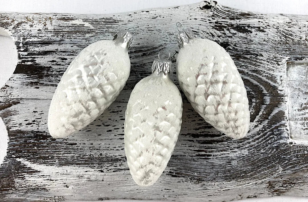 Donáška kvetov - Snowy Nature - Biele šišky - slovenske-kvety.sk