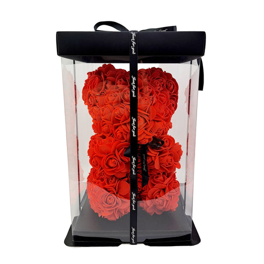 Donáška kvetov - Medvedík z ruží v darčekovej krabičke - červený - slovenske-kvety.sk