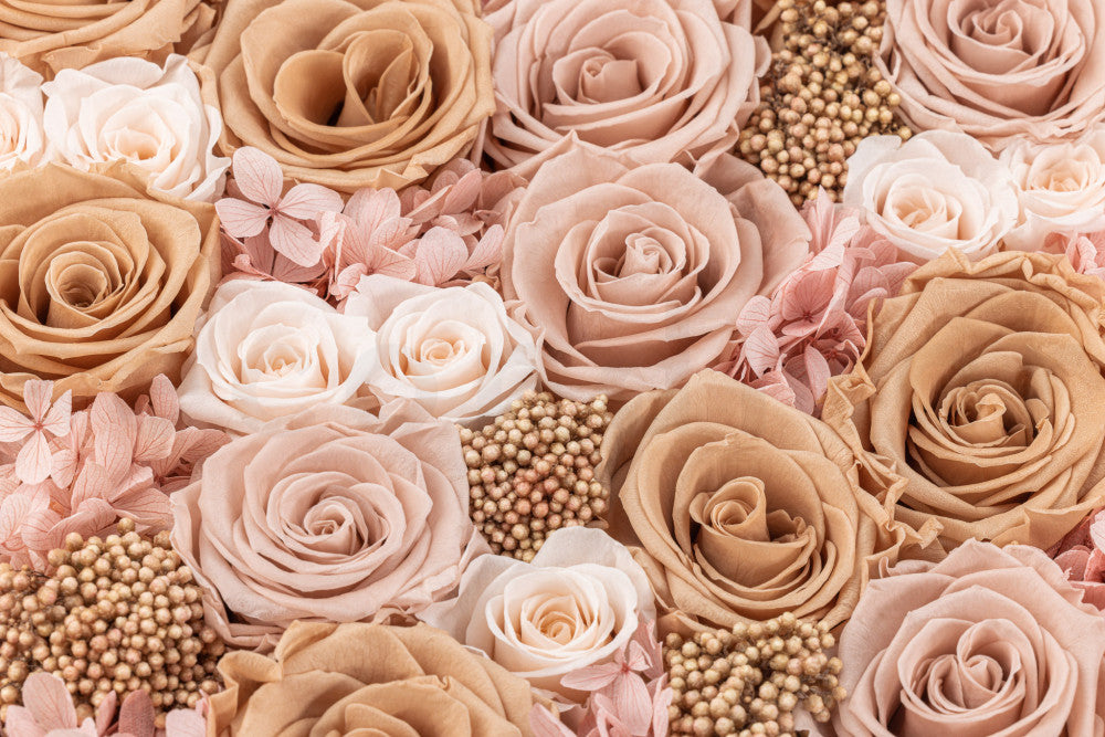 Flowerbox - ružové kvety v okrúhlej krabičke