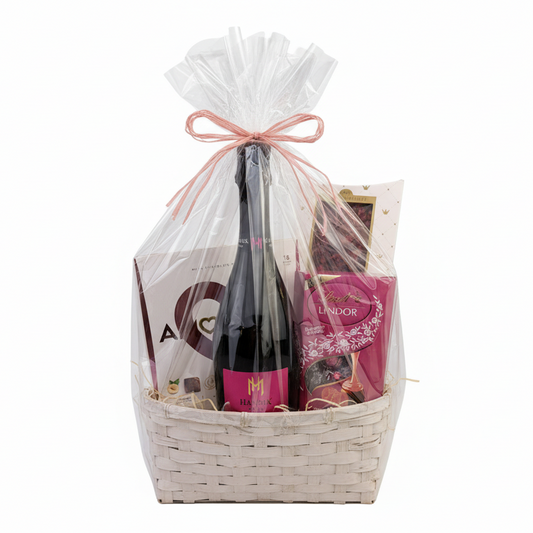 Donáška kvetov - Darčekový kôš – Sladká harmónia - slovenske-kvety.sk