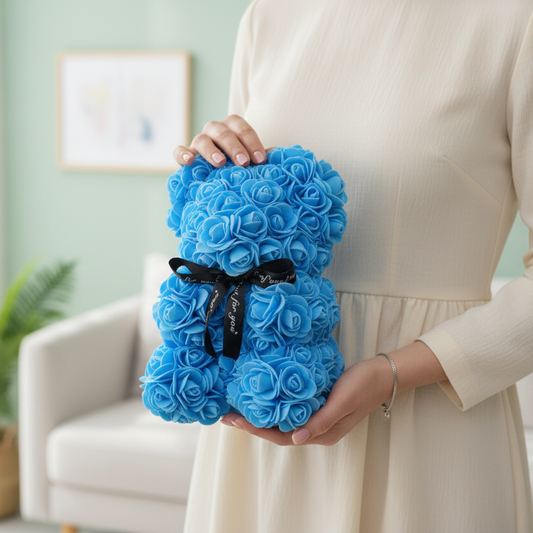 Medvedík z ruží - modrý